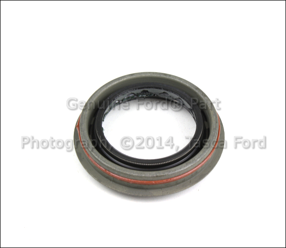 2005 Ford f250 front axle dust seal